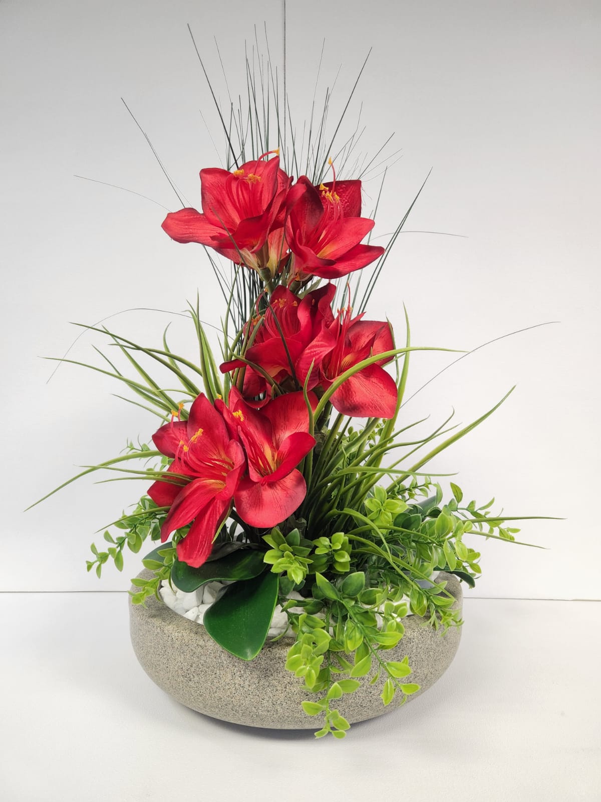 Amaryllis arrangement - Hoops